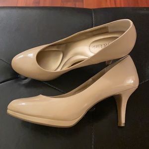 kelly and katie heels